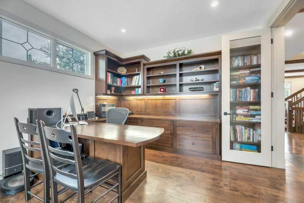 377 Evergreen Circle SW — photo 5