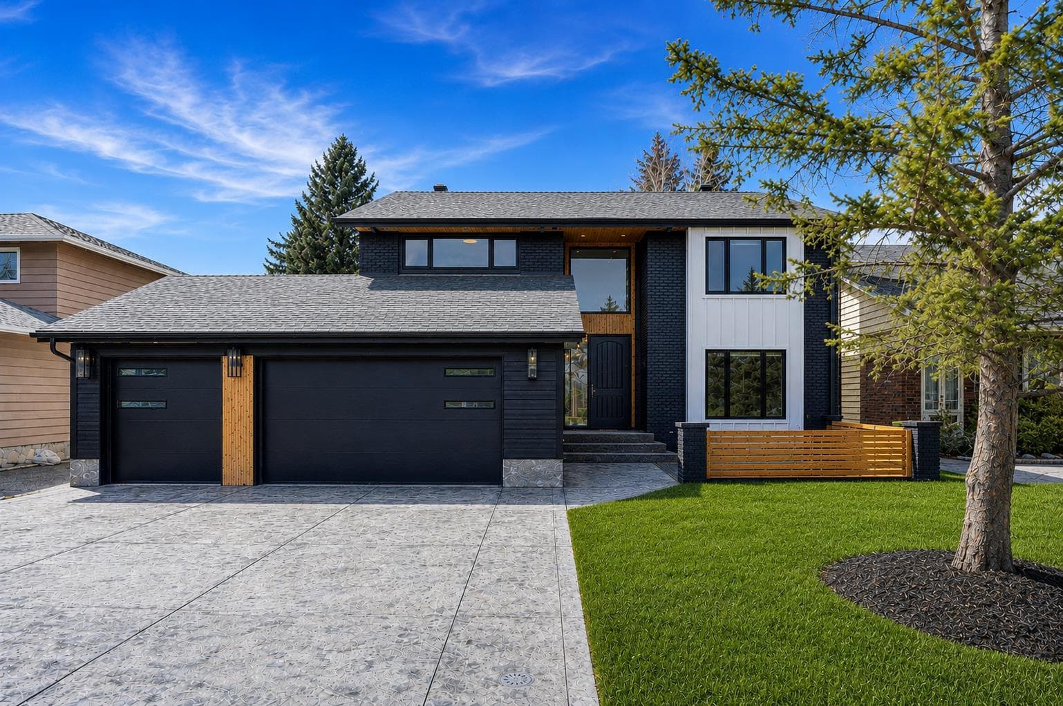 119 Canterville Road SW — photo 1