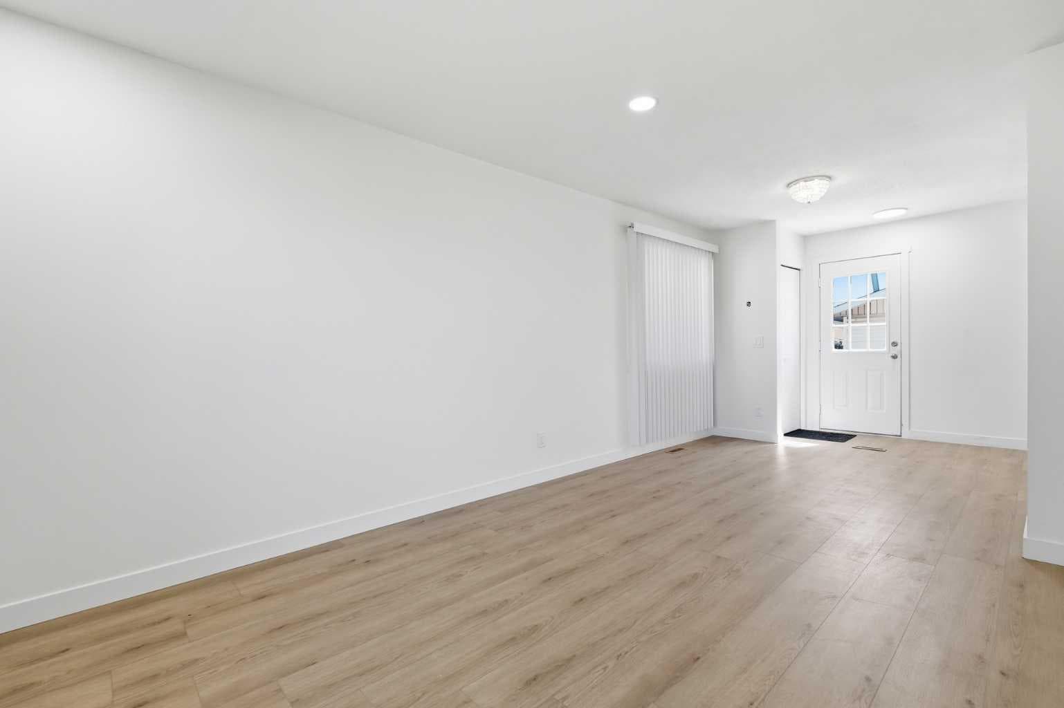 532 Rundleridge Drive NE — photo 5