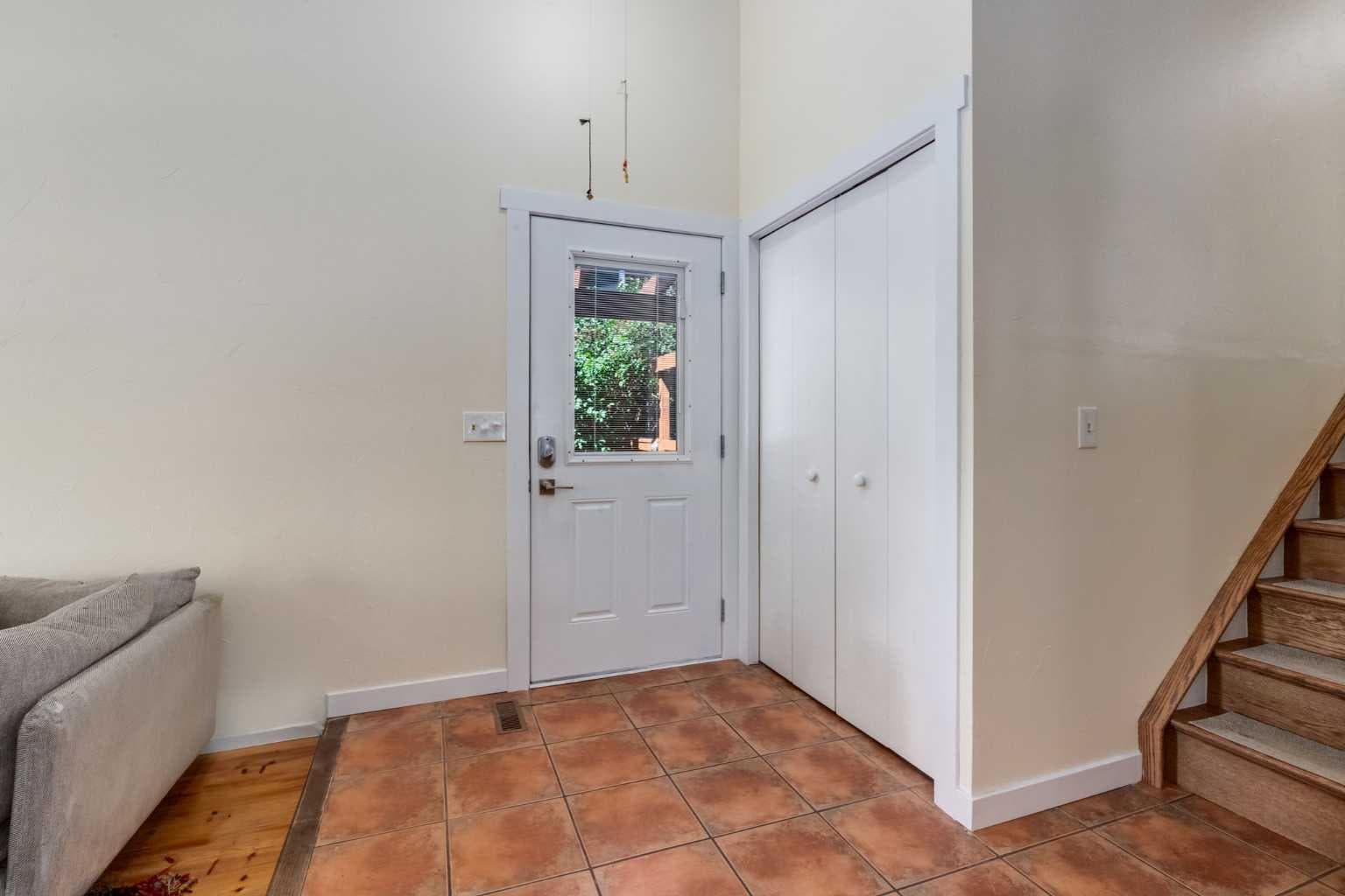 259 Shawmeadows Road SW — photo 3