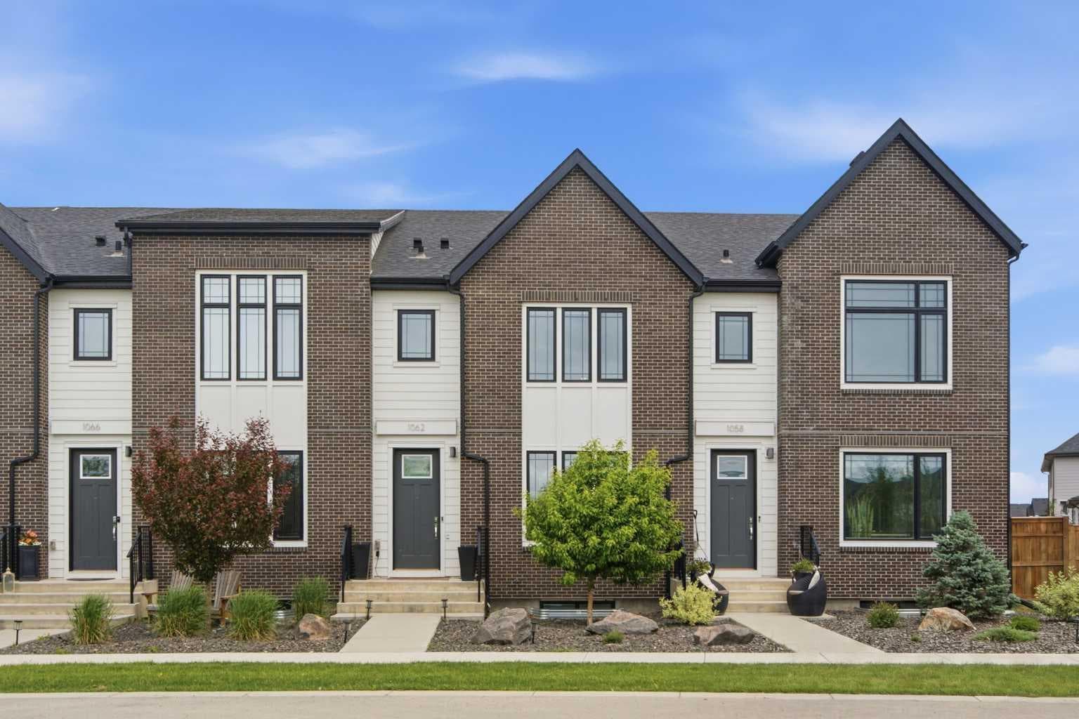 1062 Harmony Parade — photo 1