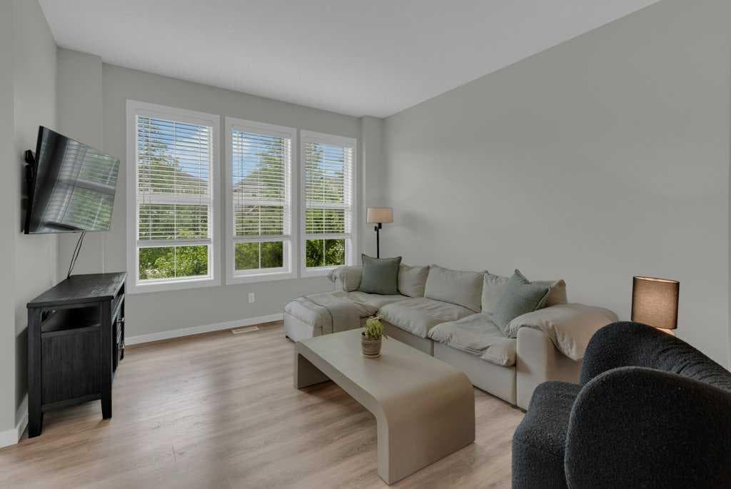 1293 Legacy Circle SE — photo 4