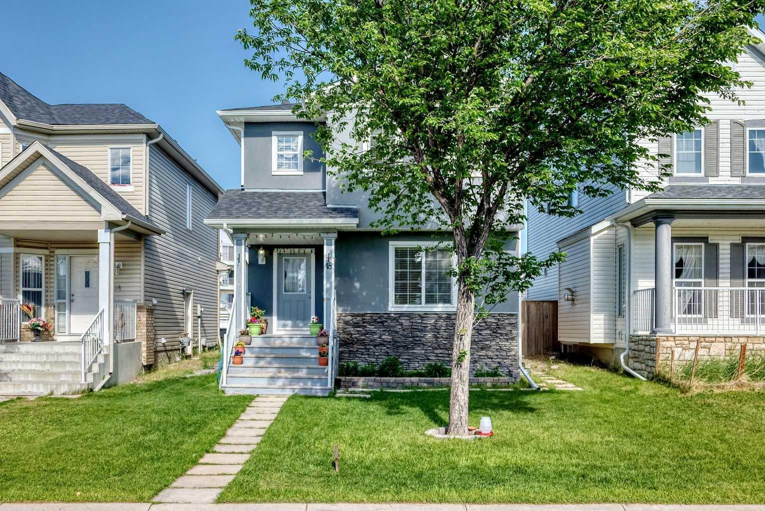 18 Taralake Gardens NE — photo 1