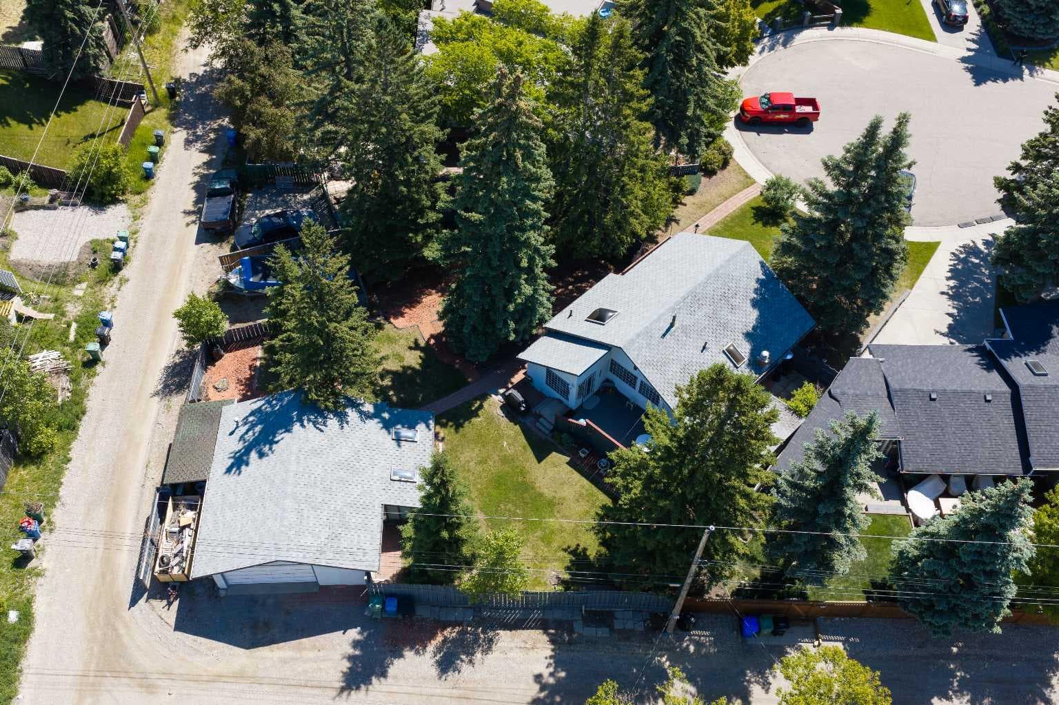 310 Huntham Place NE — photo 2