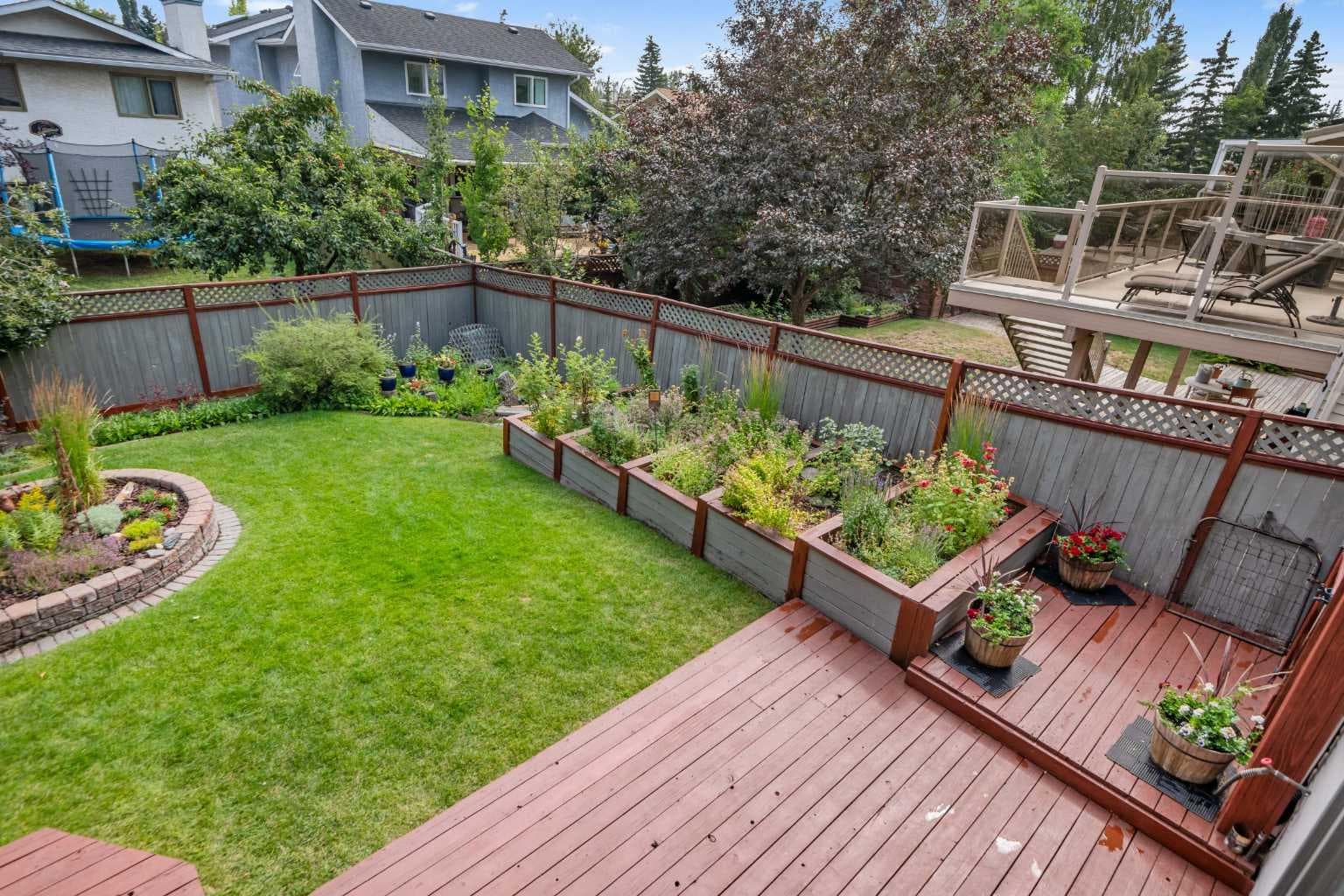 112 Hawkford Crescent NW — photo 4