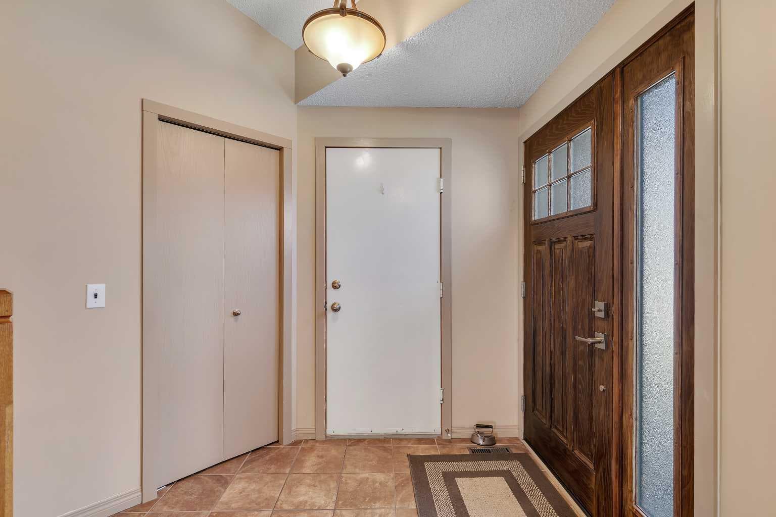 56 Coverdale Place NE — photo 4