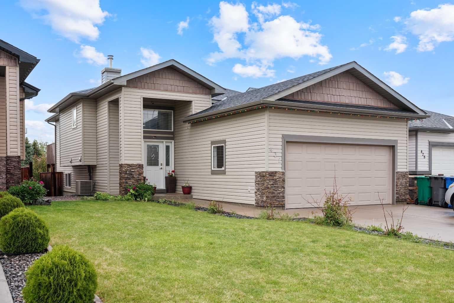 432 Firelight Point W — photo 2
