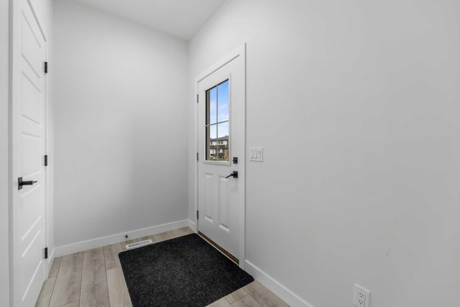 150 Ambleton Drive NW — photo 5