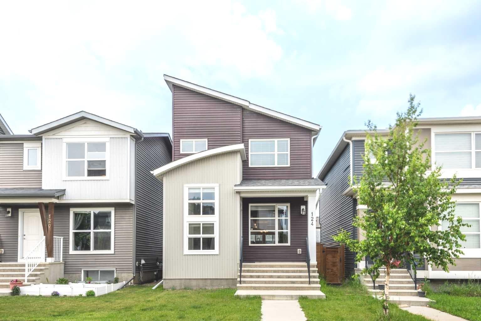 124 Howse Avenue NE — photo 1