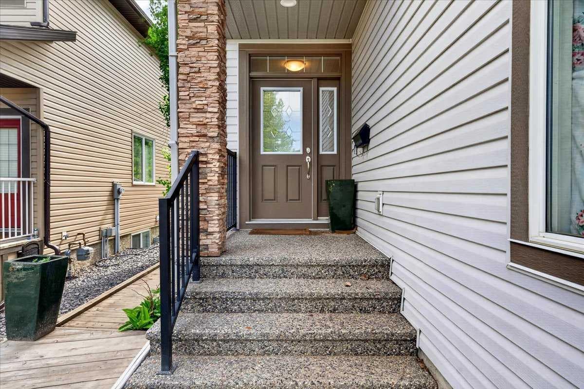 60 Sherwood Crescent NW — photo 4
