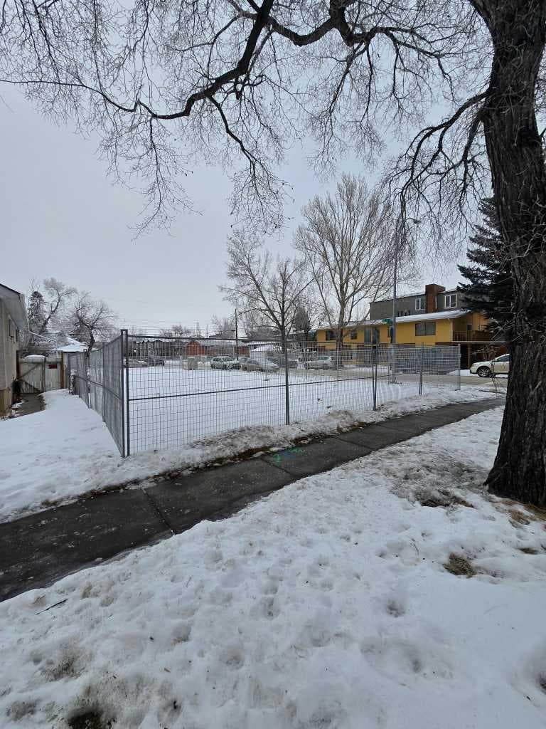 236 11 Avenue NE — photo 5