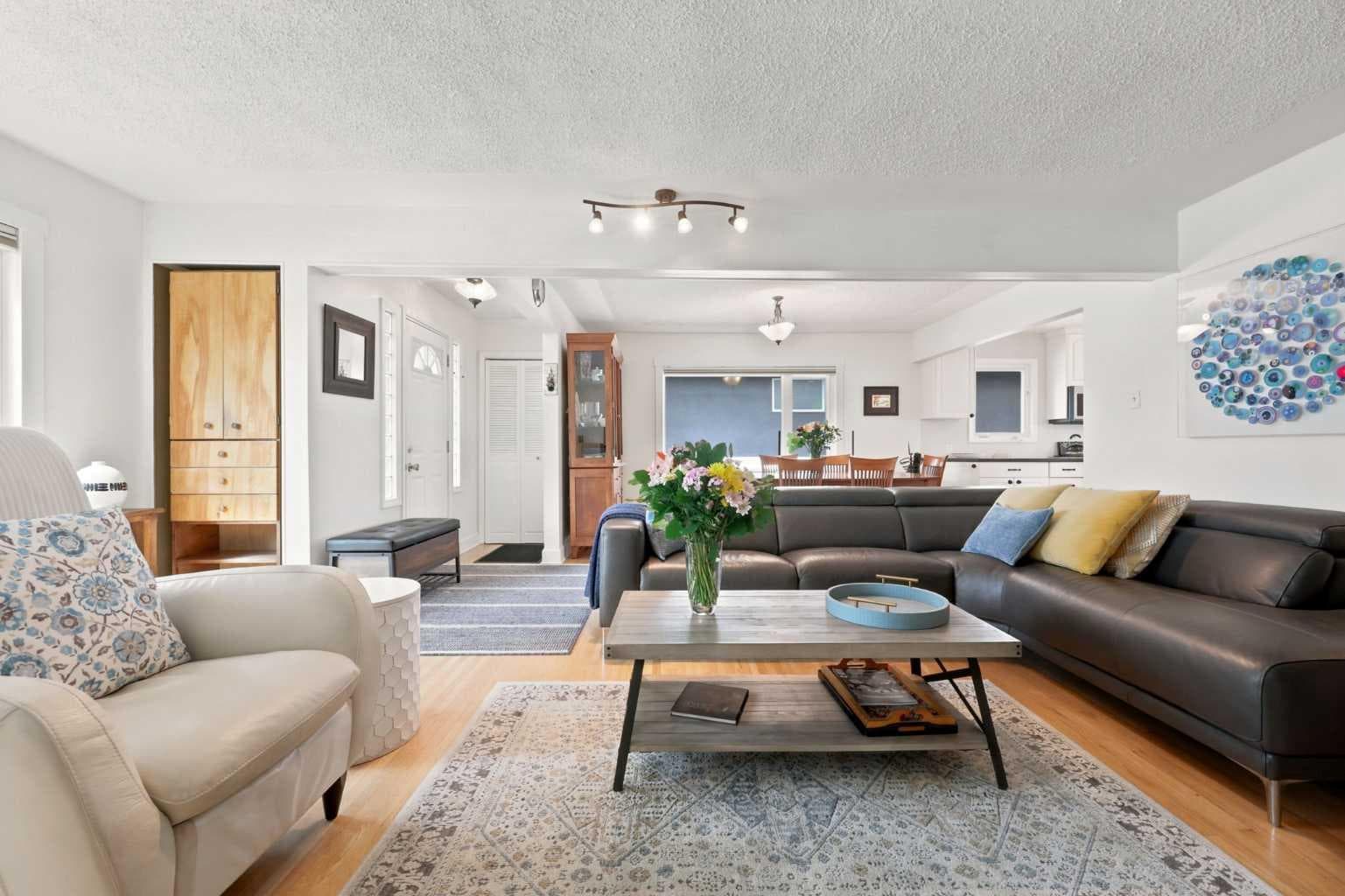 3518 3 Avenue SW — photo 4