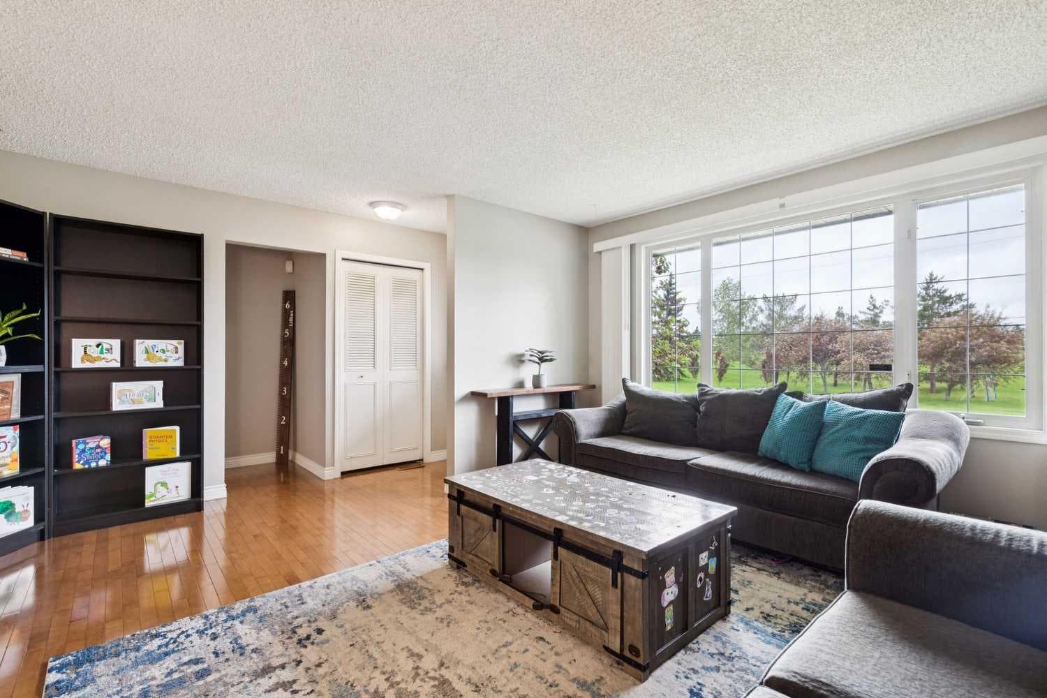 4387 Dovercrest Drive SE — photo 4