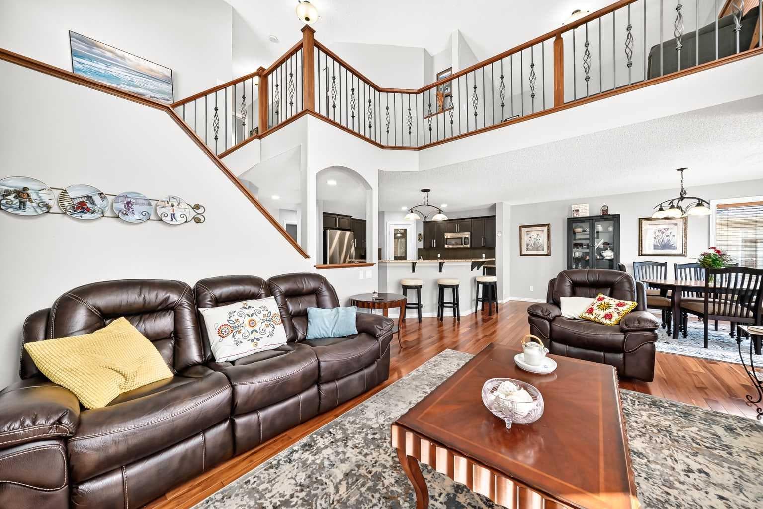 209 Crystal Green Point — photo 4