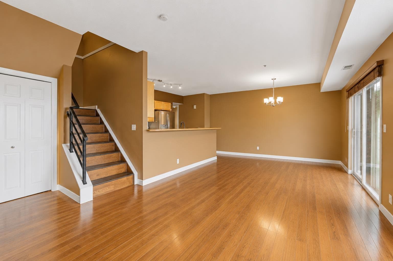 104, 6550 Old Banff Coach Road SW — photo 3