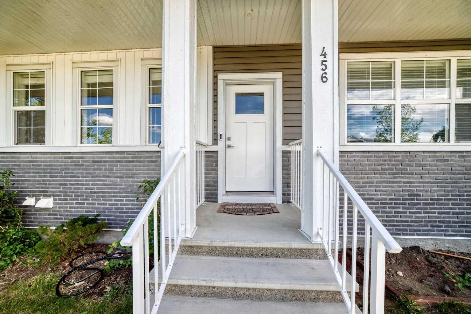 456 West Lakeview Drive — photo 4