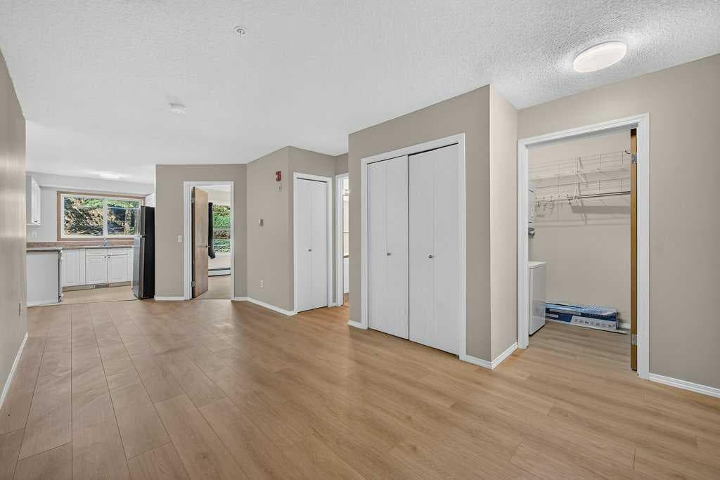106, 11 Somervale View SW — photo 2