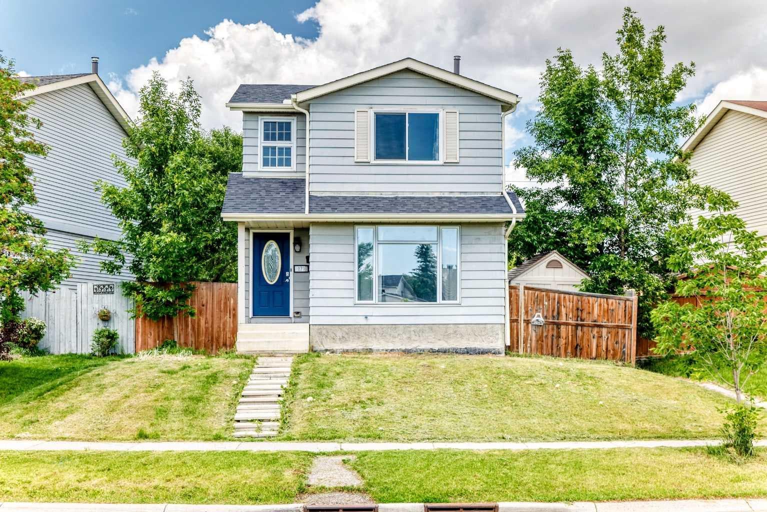 171 Erin Woods Drive SE — photo 2