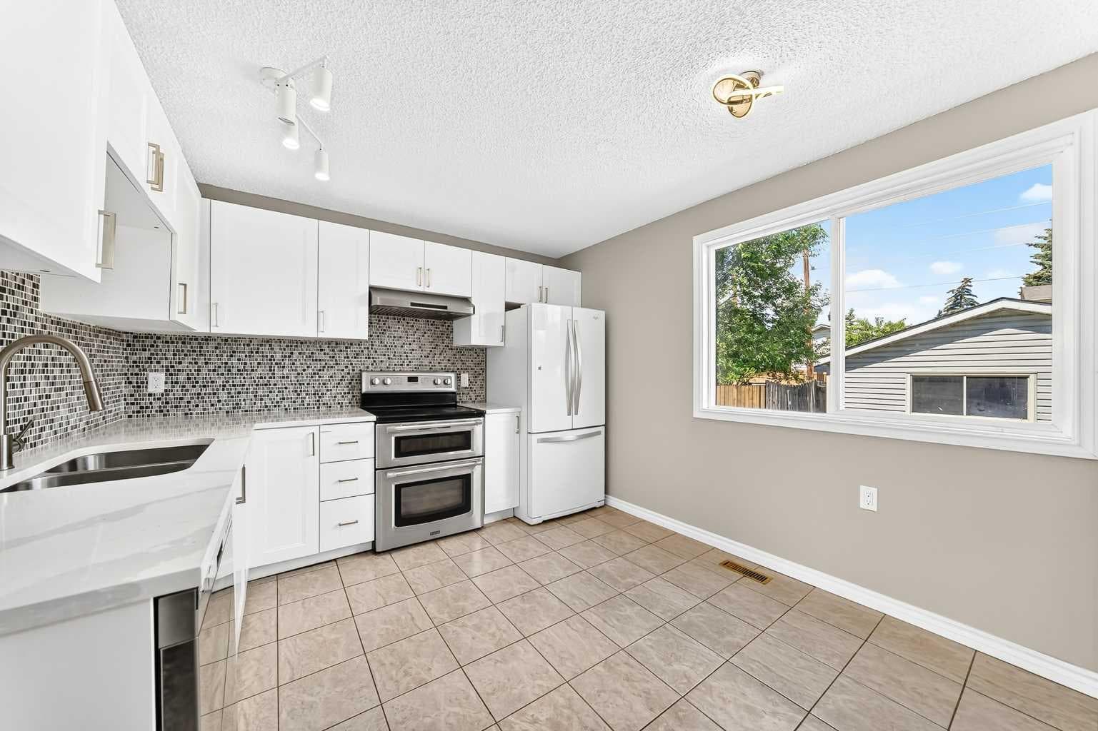 171 Erin Woods Drive SE — photo 4