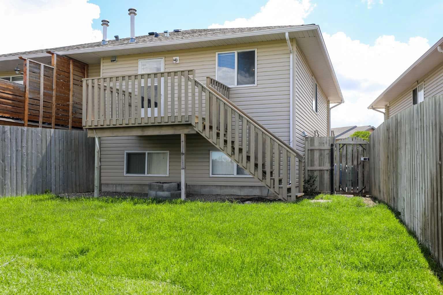 857 Blackfoot Terrace W — photo 2