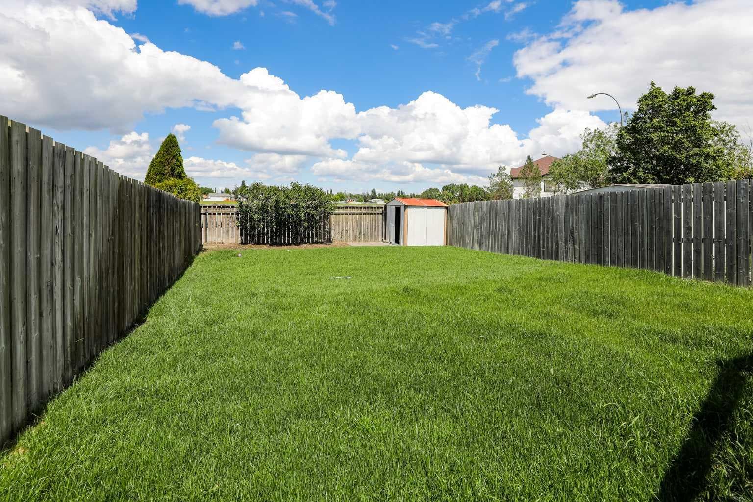 857 Blackfoot Terrace W — photo 3