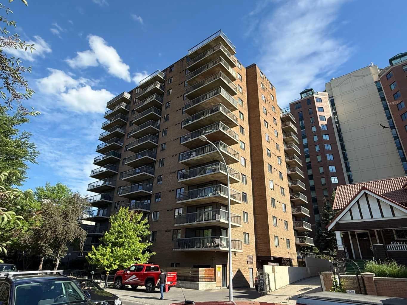 503, 225 25 Avenue SW — photo 1