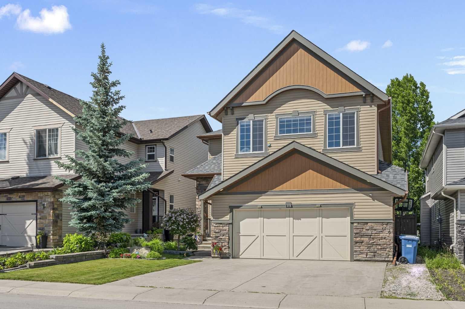 144 Silverado Skies Manor SW — photo 1