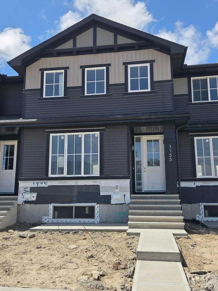 1155 Cobblestone Boulevard SW — photo 1