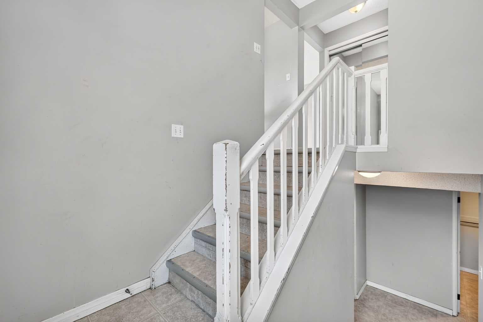 42 Huntford Close NE — photo 5