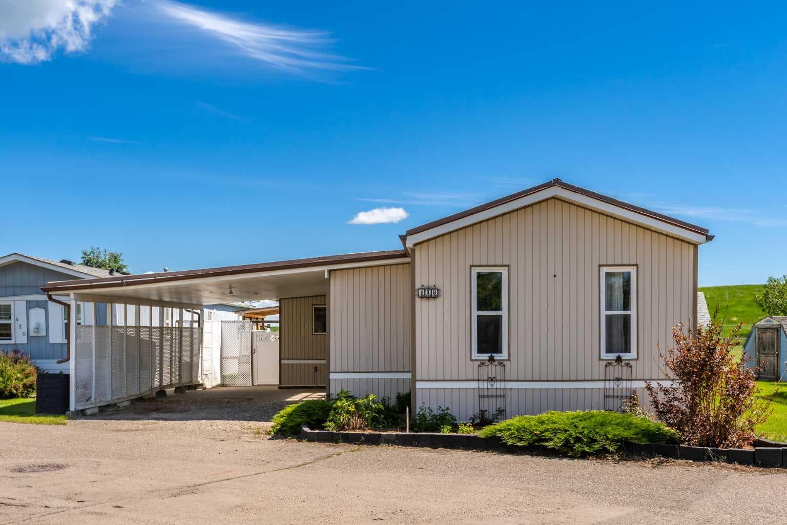 418 Homestead Trail SE — photo 1