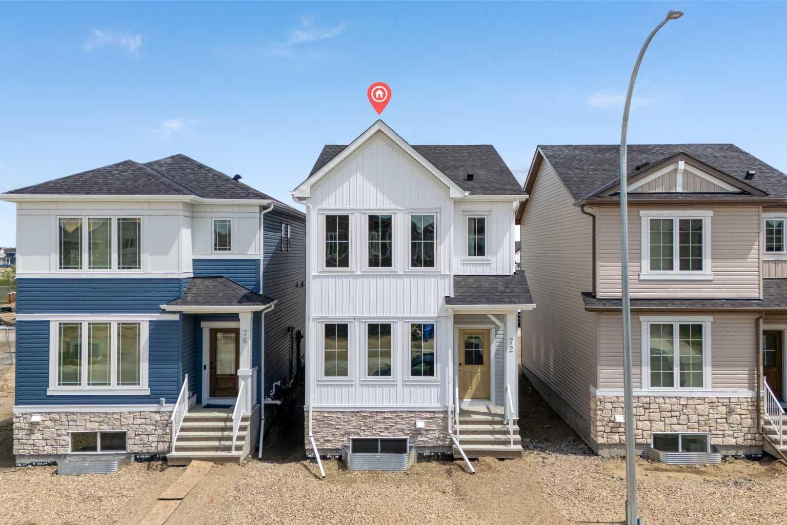 72 Amblefield View NW — photo 1