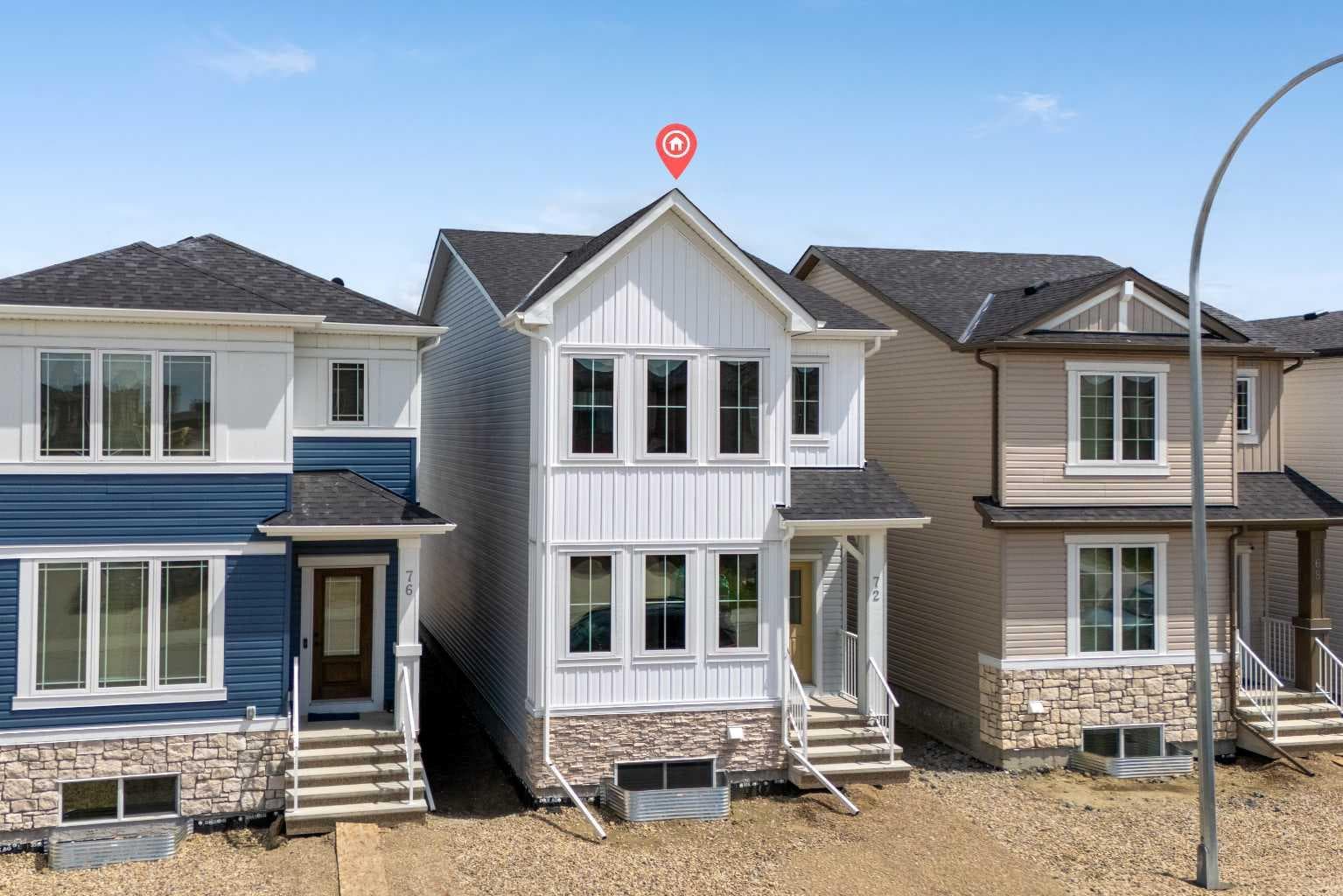 72 Amblefield View NW — photo 2