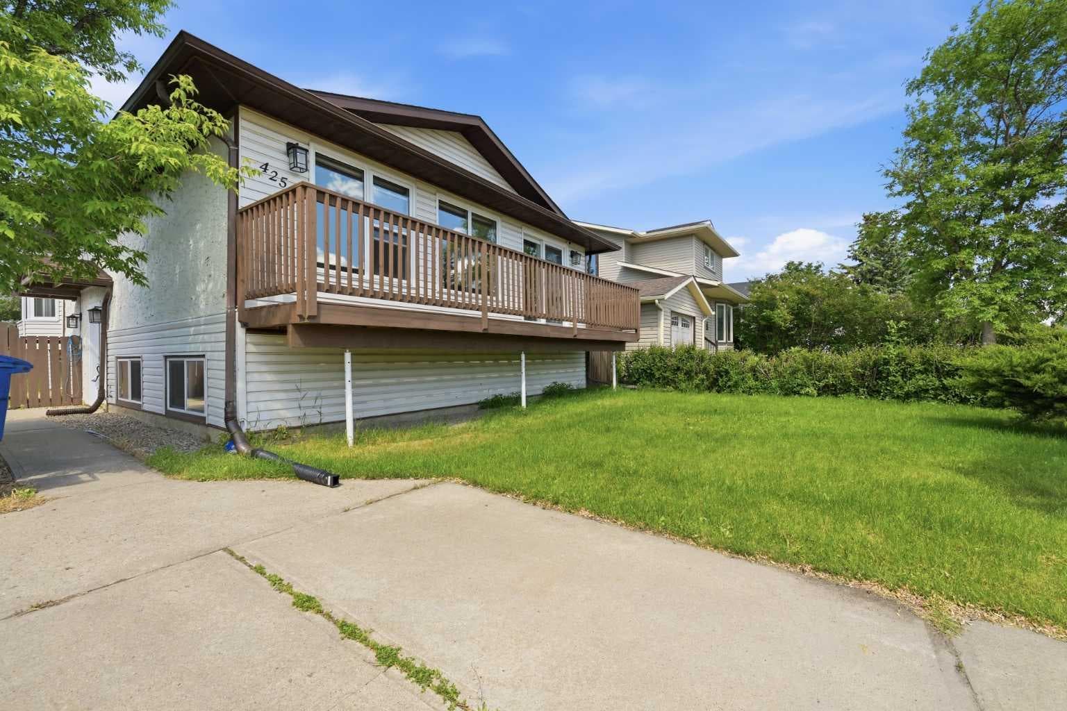 425 Big Springs Drive SE — photo 2