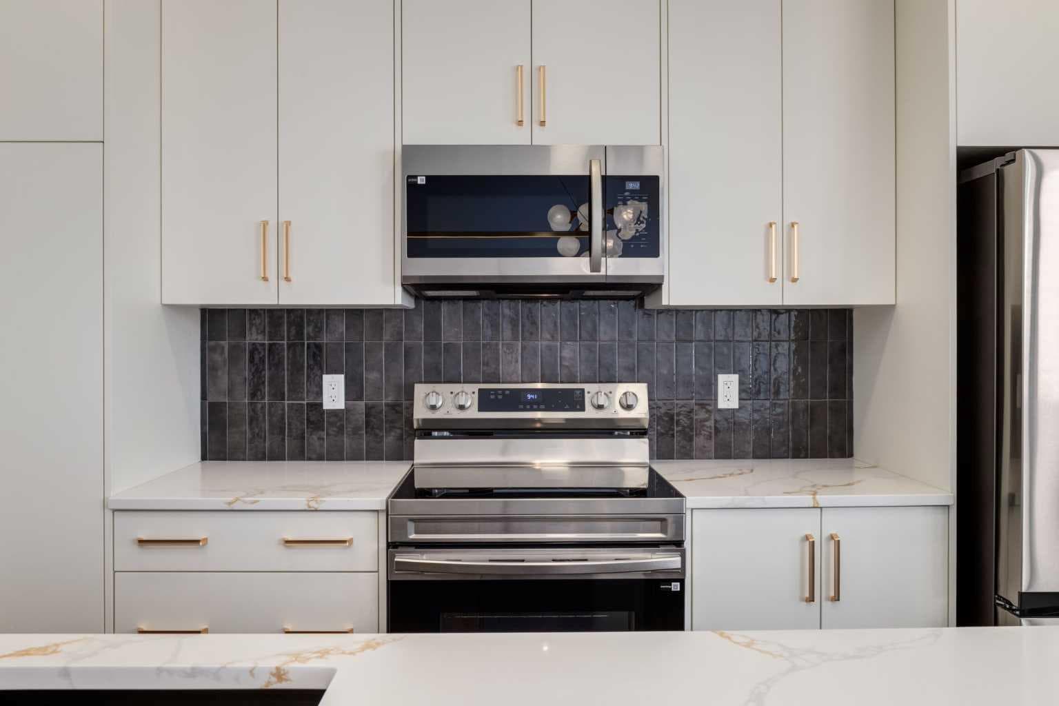 772 Sora Boulevard SE — photo 2