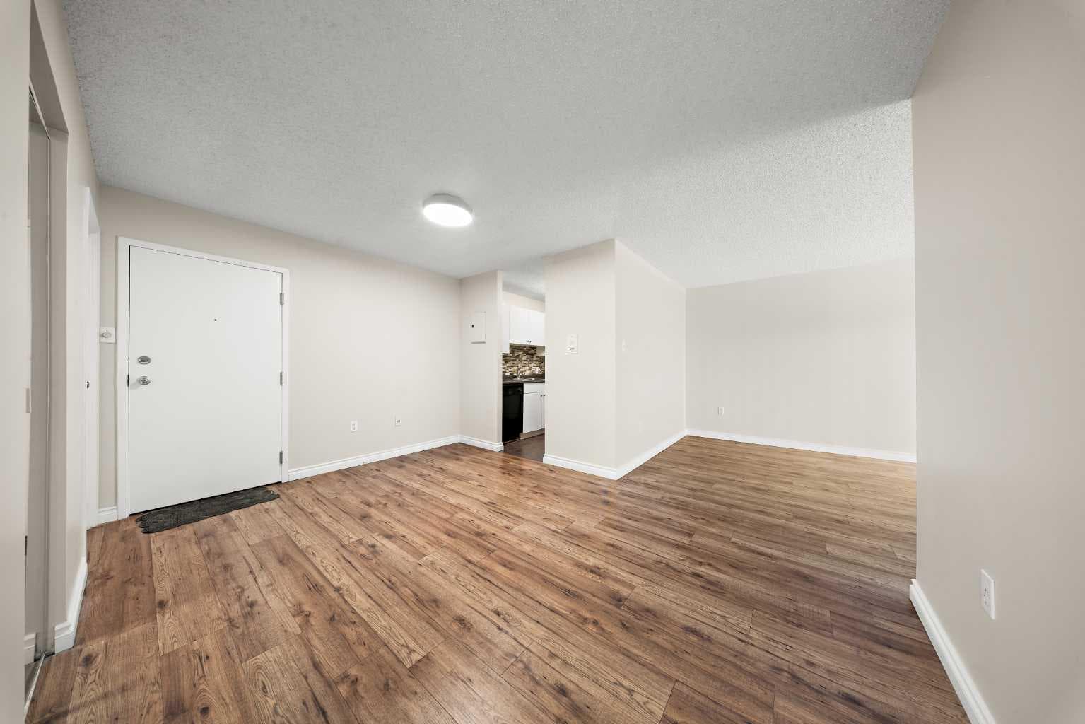 305, 718 12 Avenue SW — photo 5