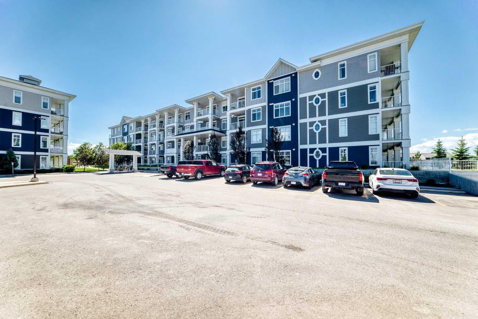 402, 300 Auburn Meadows Common SE — photo 1
