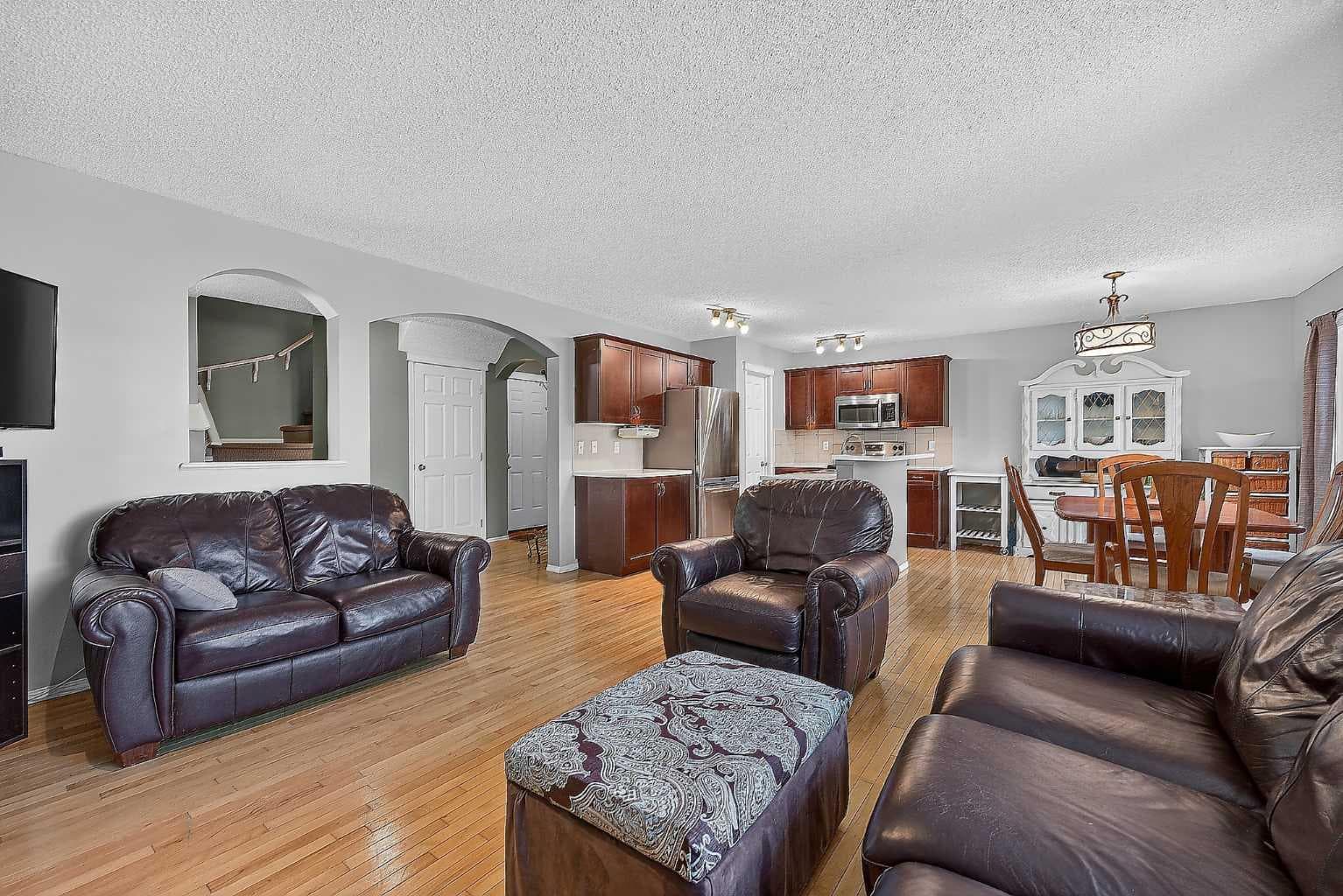 960 Copperfield Boulevard SE — photo 3