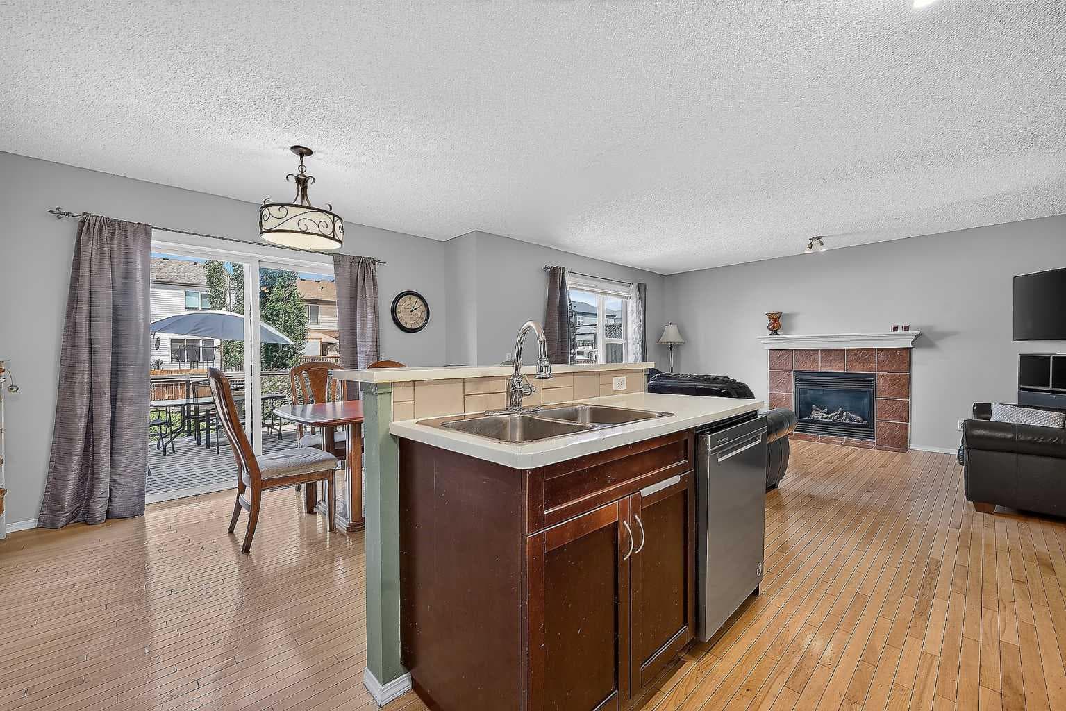960 Copperfield Boulevard SE — photo 5