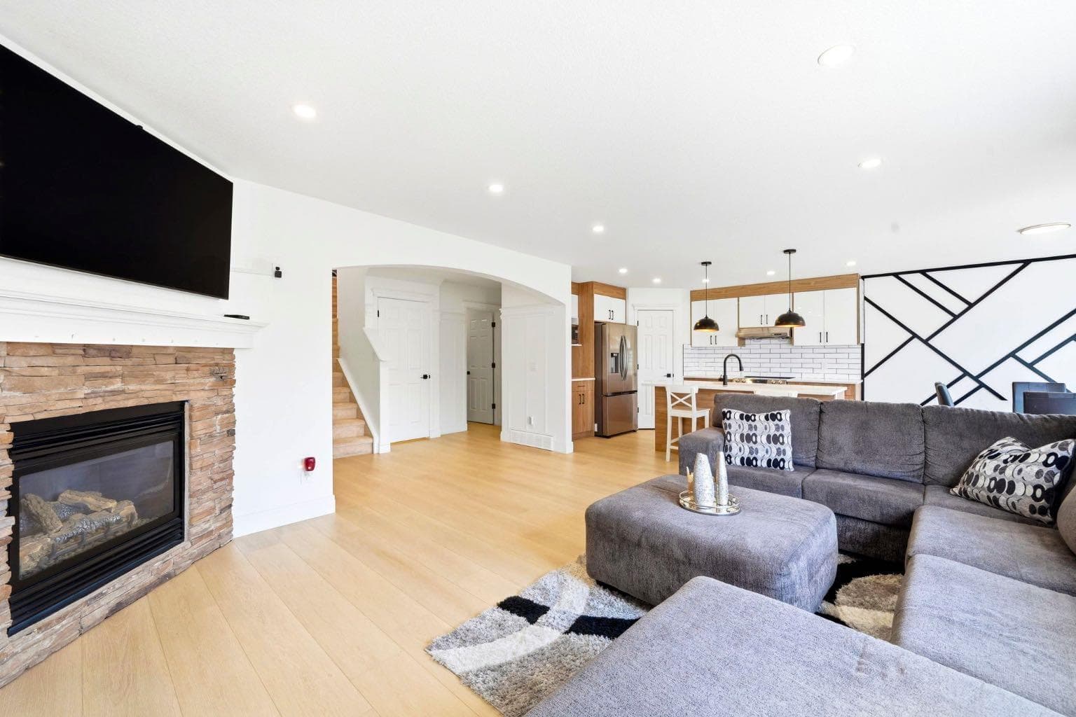 193 Hidden Creek Road NW — photo 3