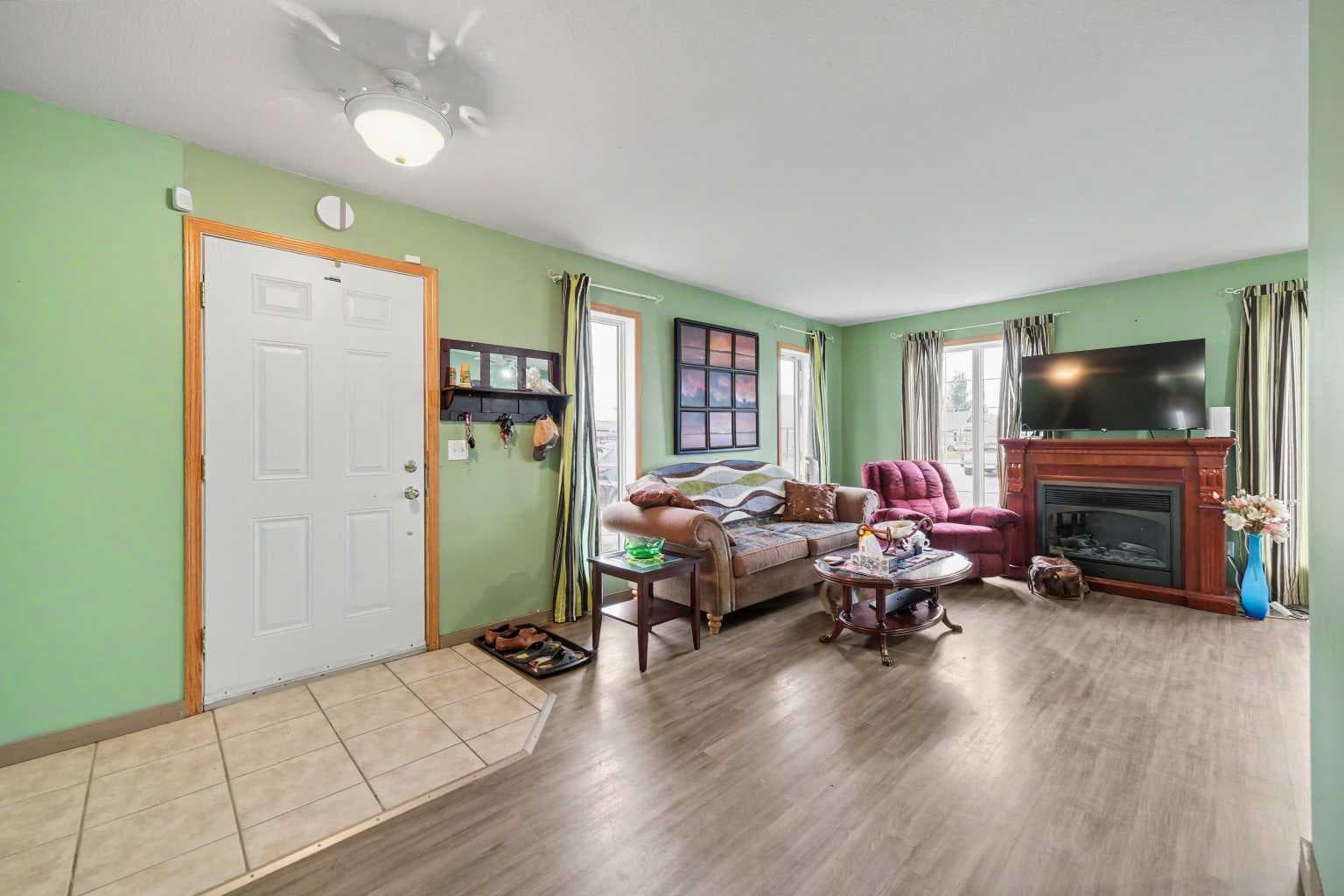 149 Silver Drive — photo 4