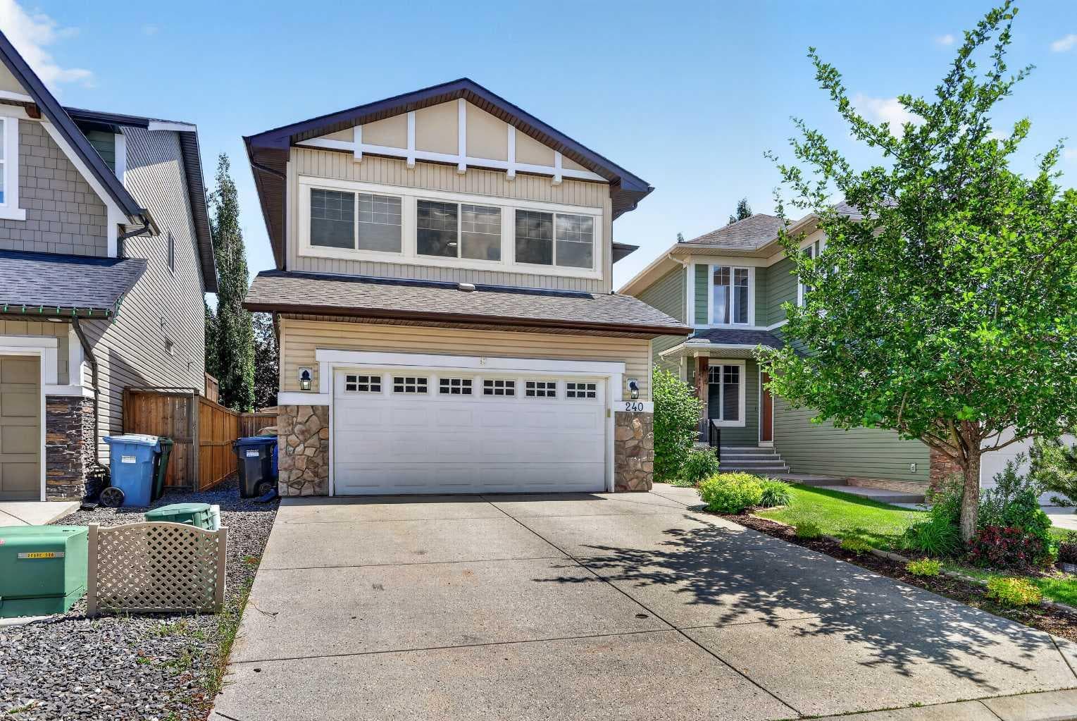 240 Auburn Glen Manor SE — photo 1
