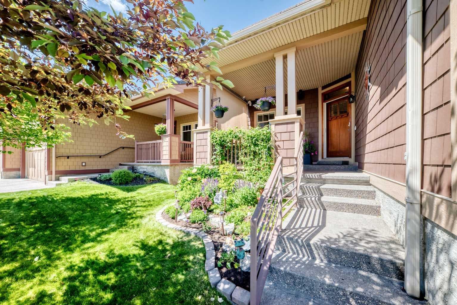 253 Bridle Estates Road SW — photo 2