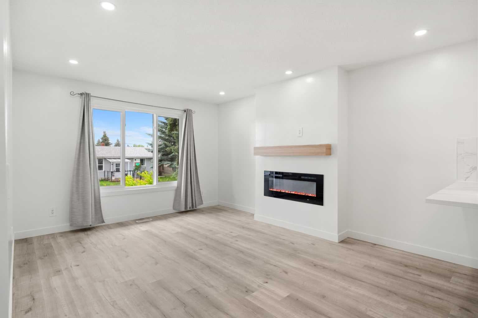 424 Penbrooke Crescent SE — photo 3
