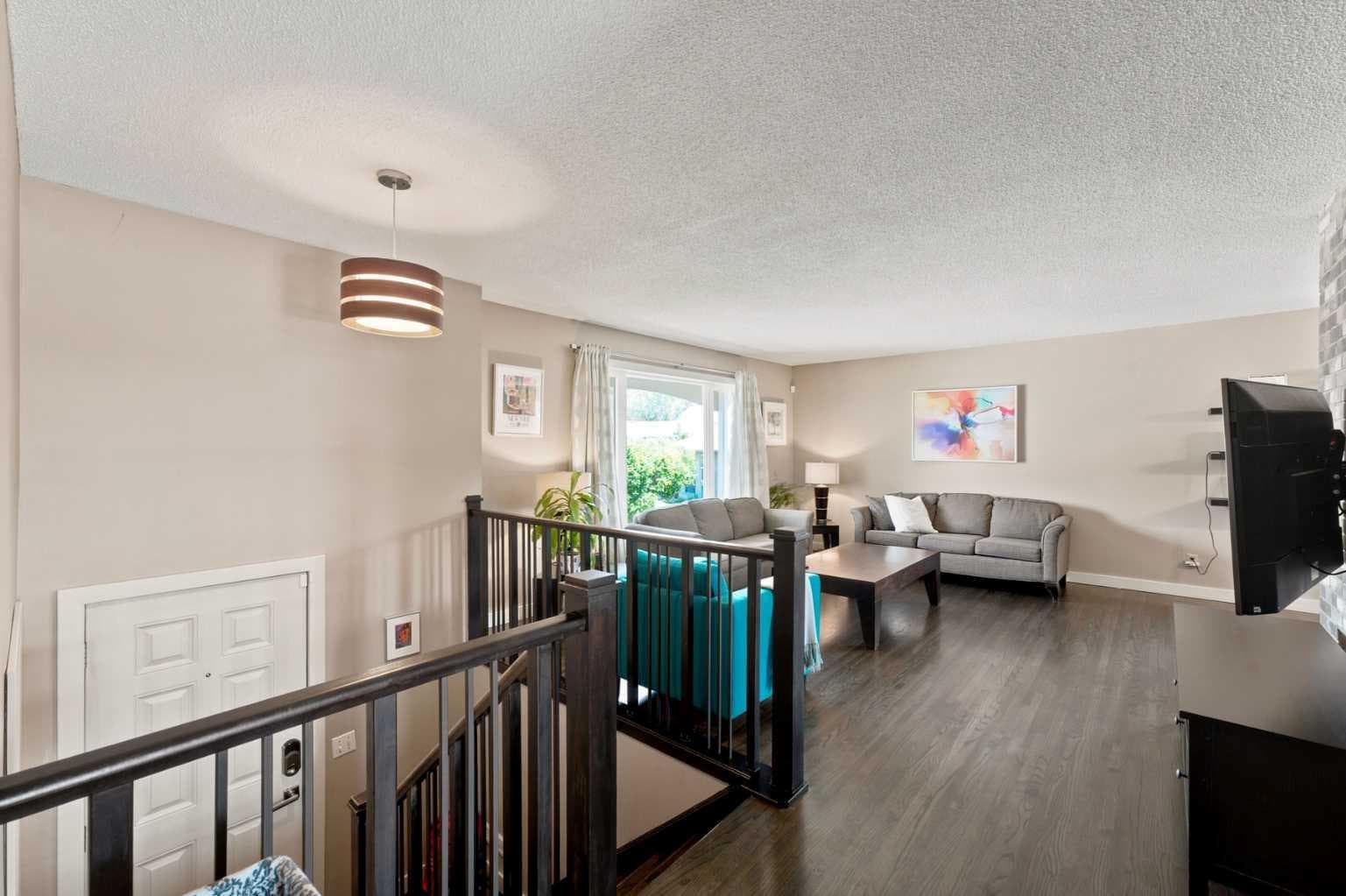 1016 Pensdale Crescent SE — photo 5
