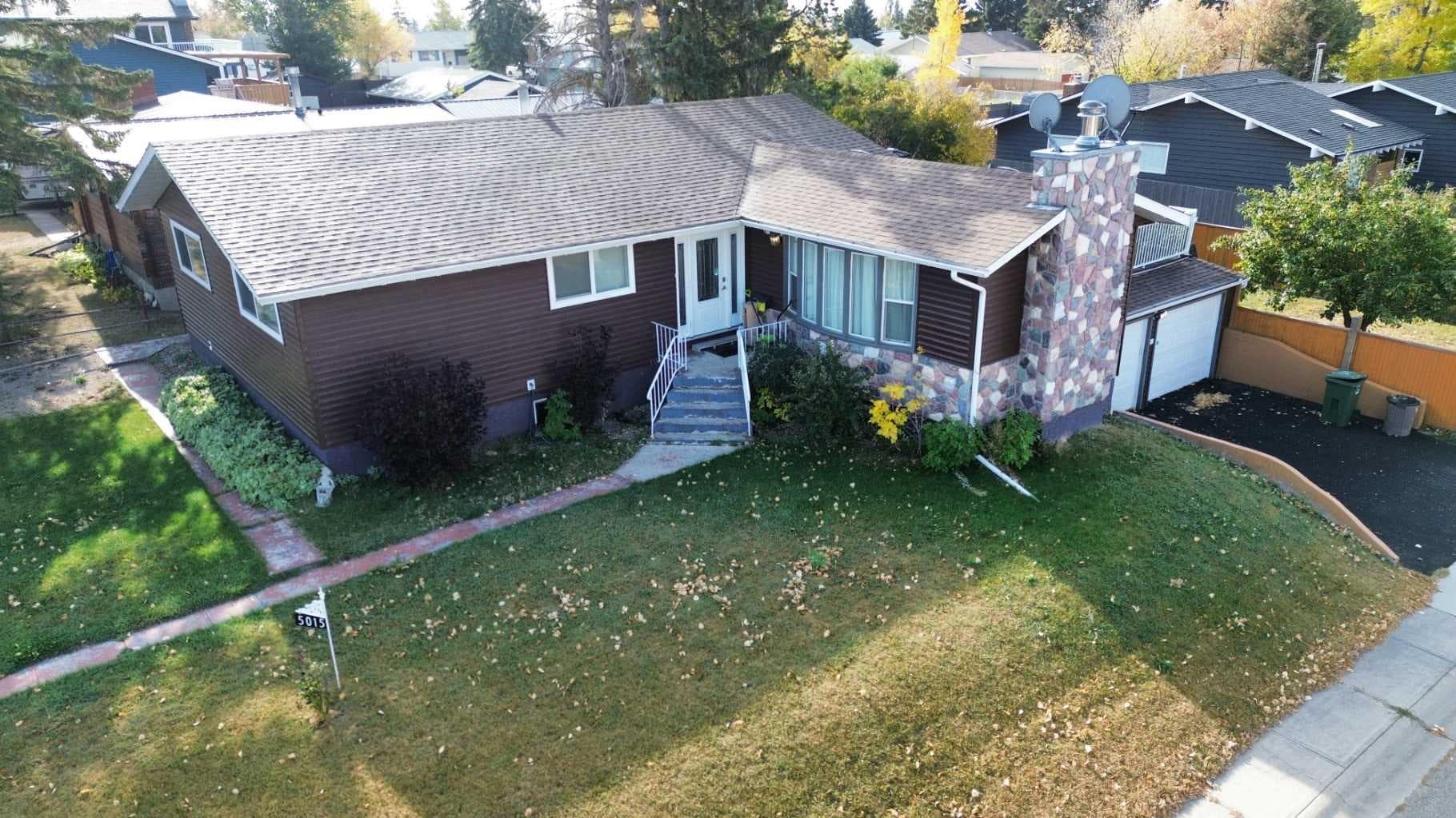 5015 35 Street — photo 2
