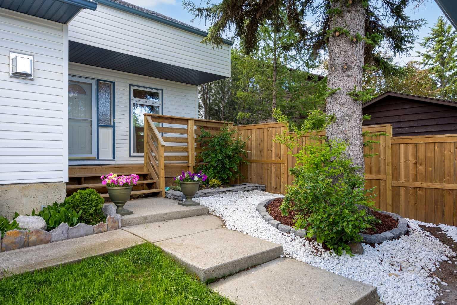 151 Ranchview Place NW — photo 3