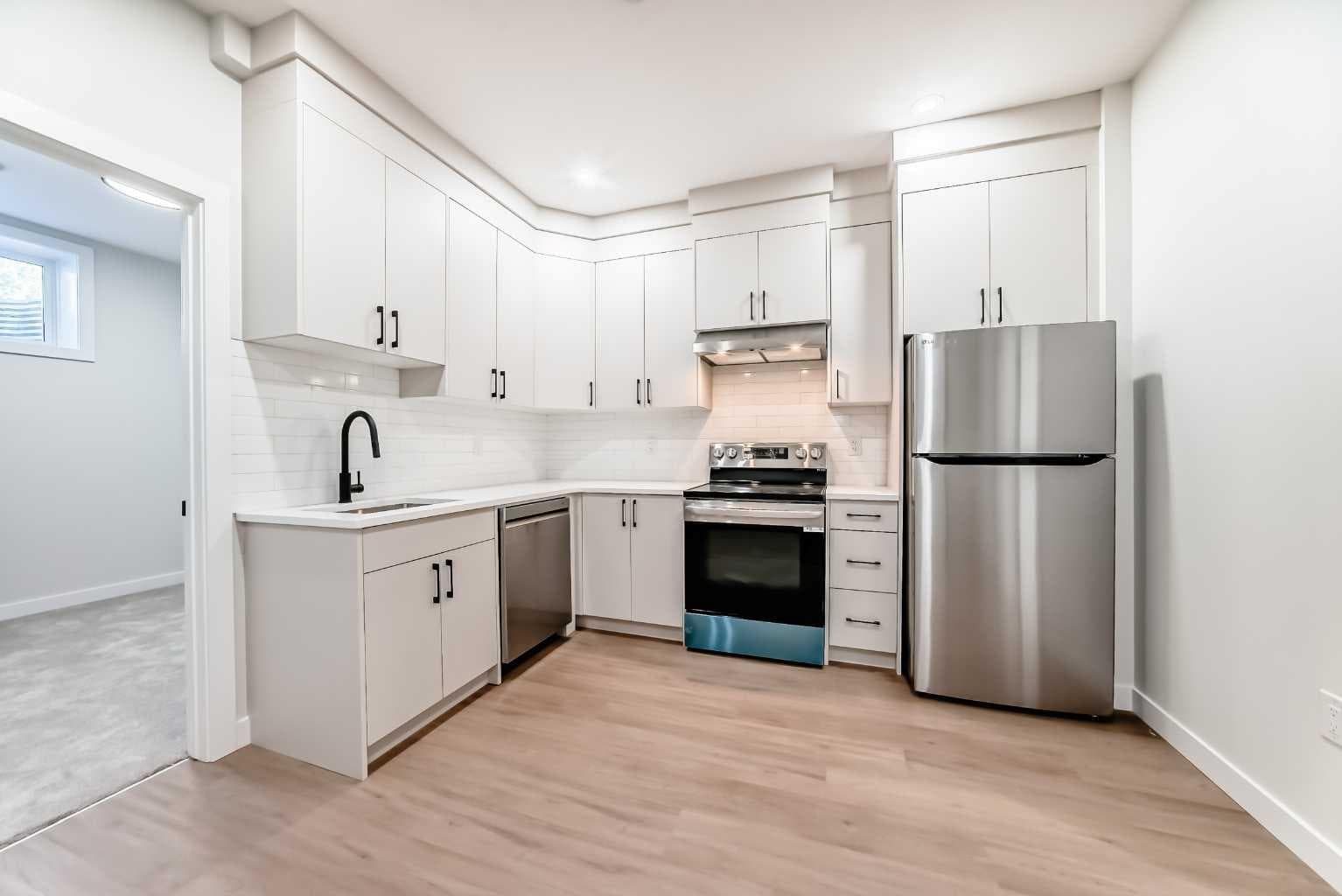 B, 6305 62 Street NW — photo 3