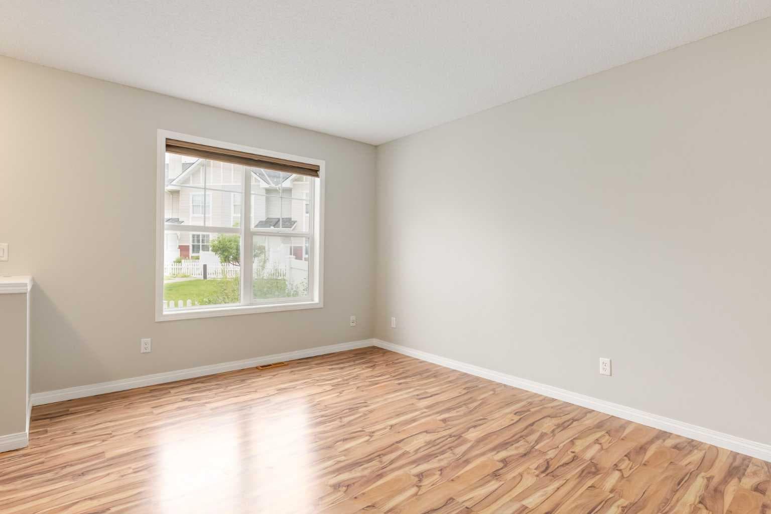 3294 New Brighton Gardens SE — photo 4