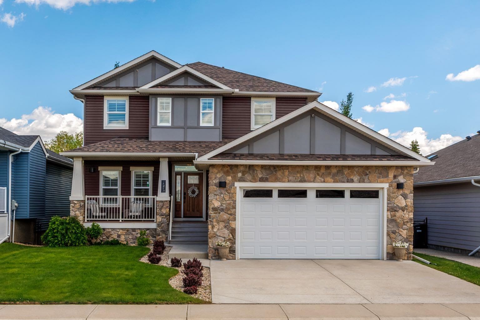1213 Hillcrest Manor Estates — photo 1