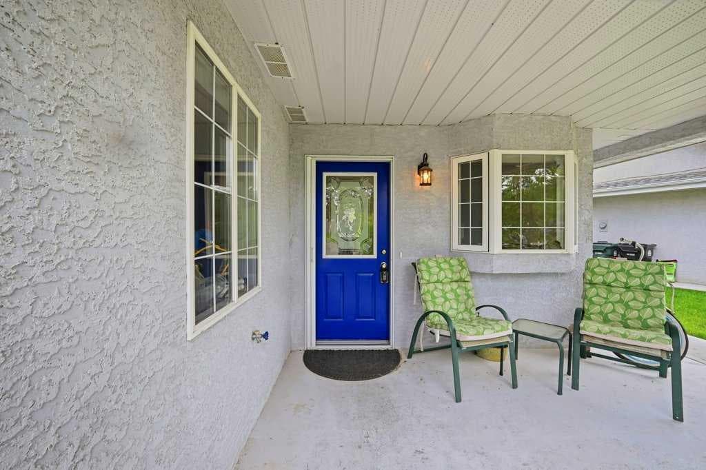 223B 3 Street SW — photo 4